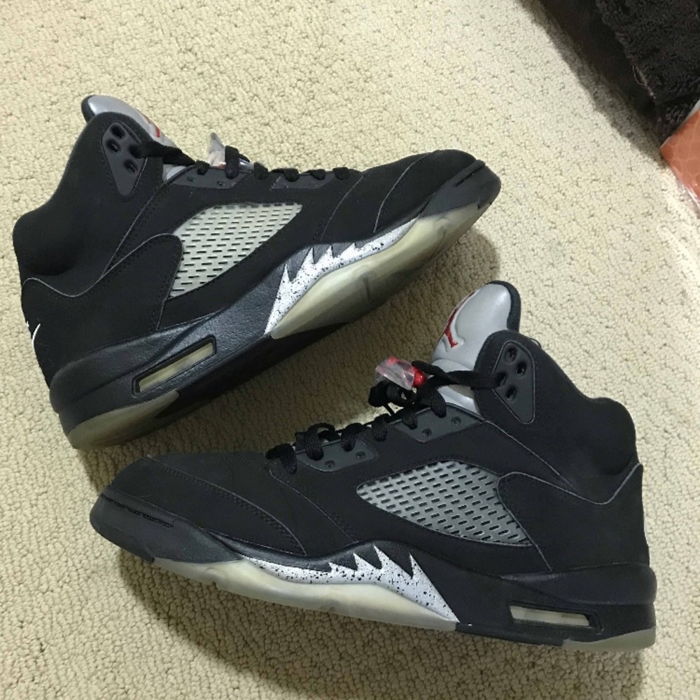 Nike air Jordan 5 black metallic